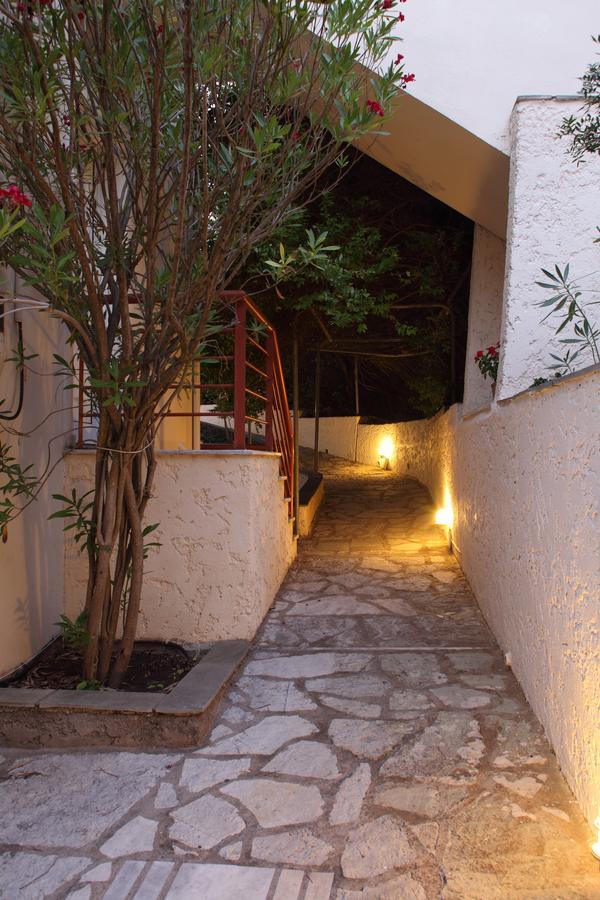 Miranda Resort Nikiana Exterior photo